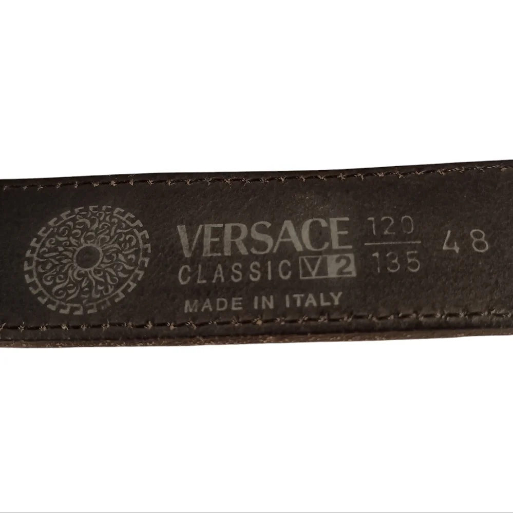 Versace Classic V2 Vera Pelle black belt Silver hardware Size 48 Made in Italy